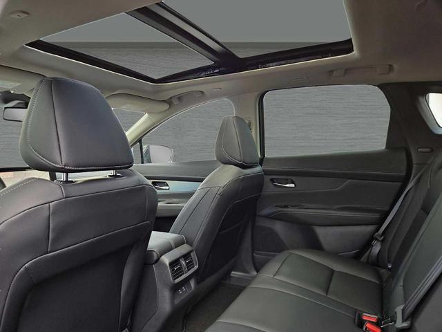 Photo of 2025 Scarlet Ember Tintcoat Nissan Murano