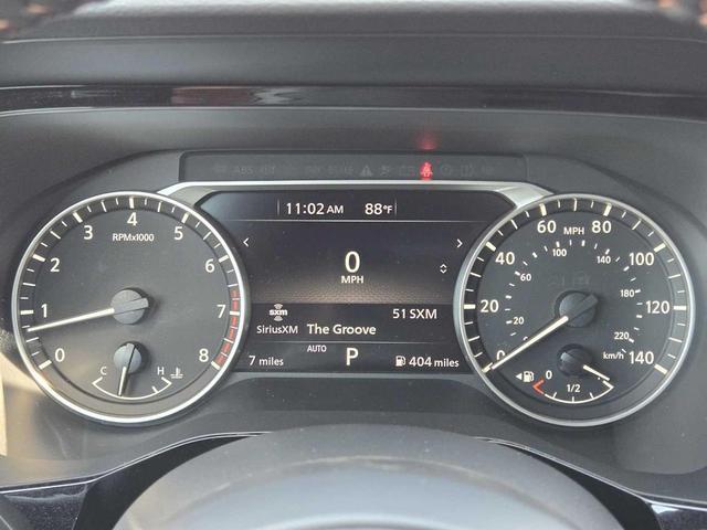 Photo of 2025 Glacier White Nissan Pathfinder