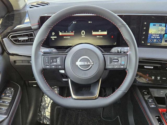 Photo of 2025 Super Black Nissan Kicks