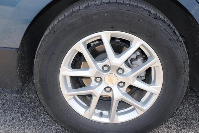 Photo of 2024 Lakeshore Blue Metallic Chevrolet Equinox