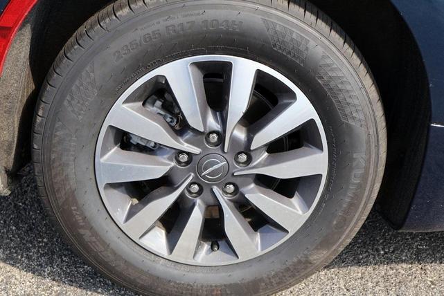Photo of 2024 Fathom Blue Pearlcoat Chrysler Pacifica Hybrid