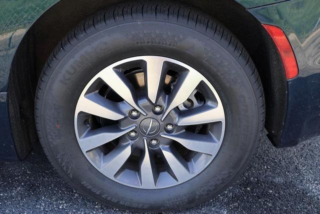 Photo of 2024 Fathom Blue Pearlcoat Chrysler Pacifica Hybrid