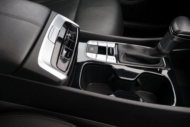 Photo of 2023 Serenity White Pearl Hyundai TUCSON