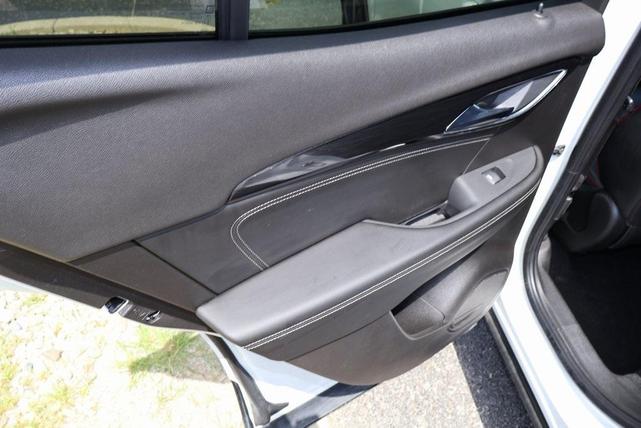 Photo of 2023 White Frost Tri-Coat Buick Envision