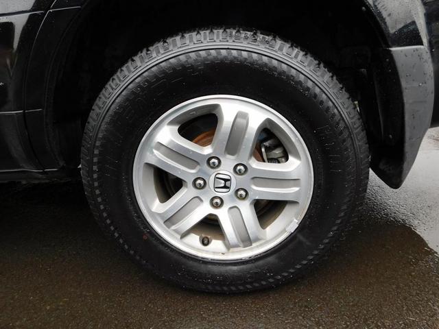 Photo of 2003 Black Honda Pilot