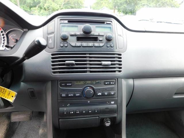 Photo of 2003 Black Honda Pilot