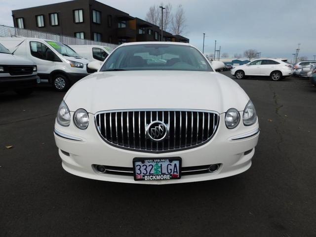 Photo of 2008 White Buick LaCrosse
