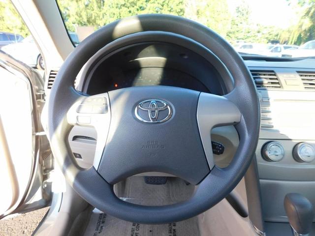 Photo of 2011 Green Toyota Camry