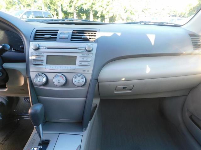 Photo of 2011 Green Toyota Camry