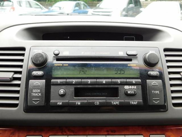 Photo of 2004 Blue Toyota Camry