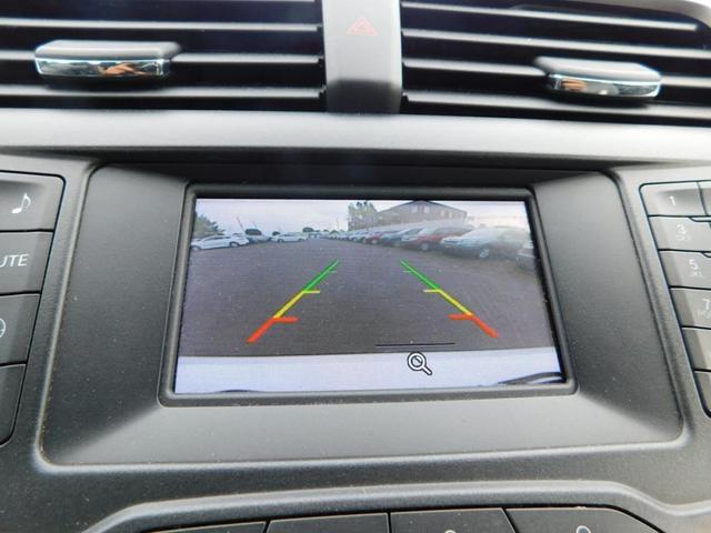 Photo of 2015 White Ford Fusion