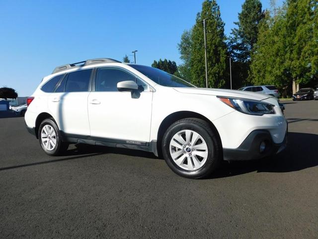 Photo of 2018 White Subaru Outback