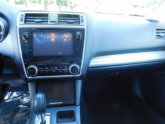 Photo of 2018 White Subaru Outback