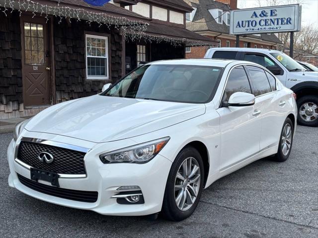 2015 Infiniti Q50