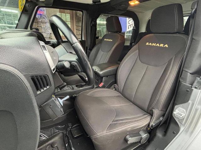 Photo of 2015 Billet Silver Metallic Clearcoat Jeep Wrangler