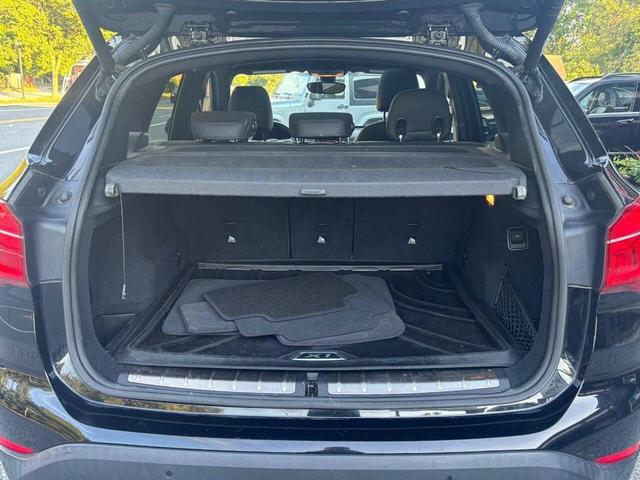 Photo of 2016 Black BMW X1