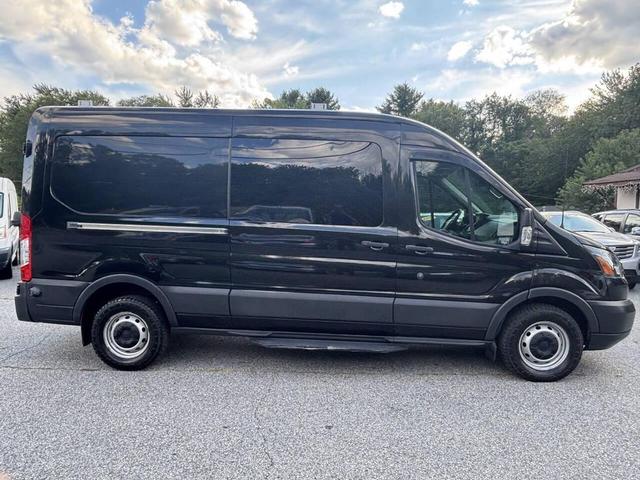Photo of 2015 Tuxedo Black Metallic Ford Transit-250