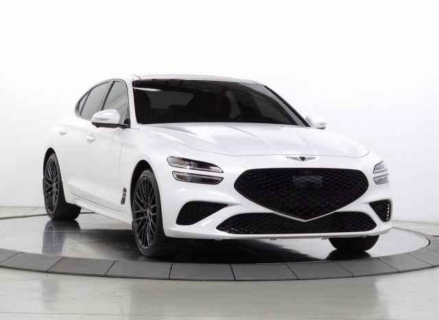 2022 Genesis G70