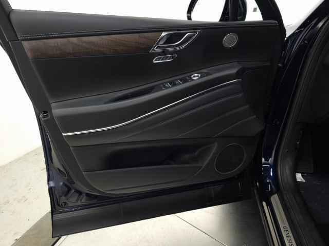 Photo of 2025 Capri Blue Genesis GV80