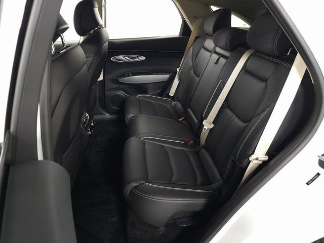Photo of 2024 White Genesis Electrified GV70