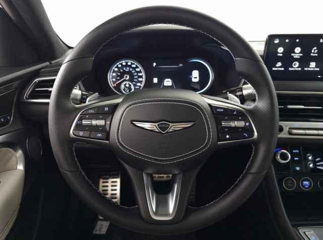 Photo of 2025 Uyuni White Genesis G70