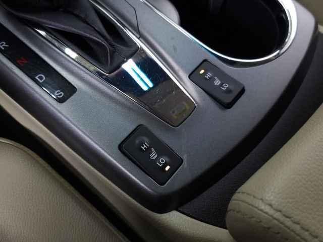 Photo of 2013 Amber Brownstone Acura RDX