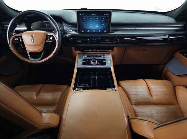 Photo of 2020 Flight Blue Lincoln Aviator