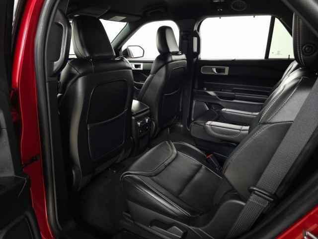 Photo of 2020 Rapid Red Metallic Tinted Clearcoat Ford Explorer