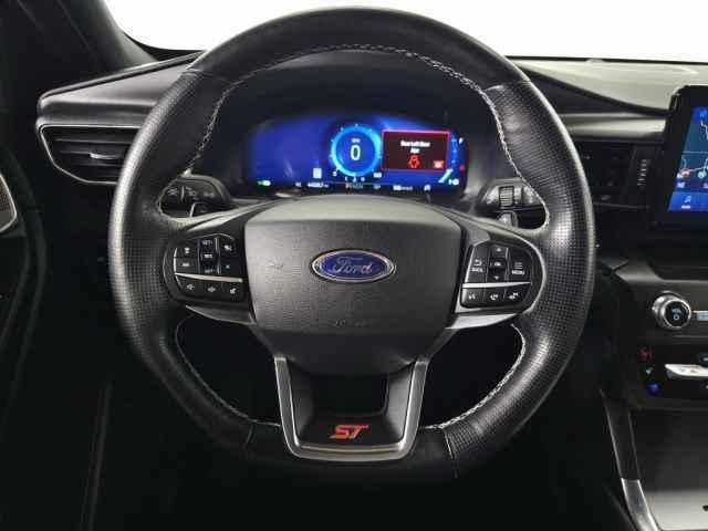 Photo of 2020 Rapid Red Metallic Tinted Clearcoat Ford Explorer