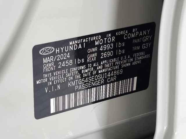 Photo of 2025 Gray Genesis G70