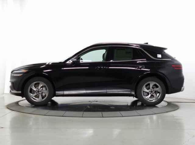 Photo of 2026 Vik Black Genesis GV70