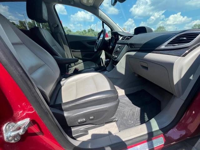 Photo of 2014 Burgundy Buick Encore