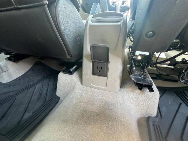 Photo of 2014 Burgundy Buick Encore