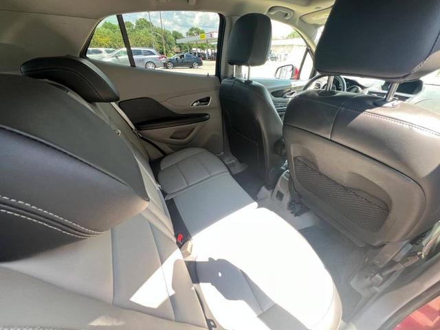Photo of 2014 Burgundy Buick Encore