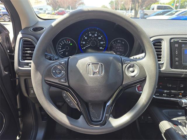 Photo of 2017 Modern Steel Metallic Honda HR-V