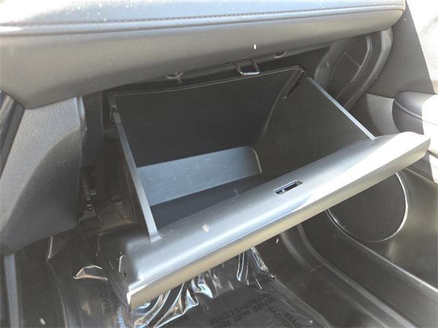 Photo of 2017 Modern Steel Metallic Honda HR-V