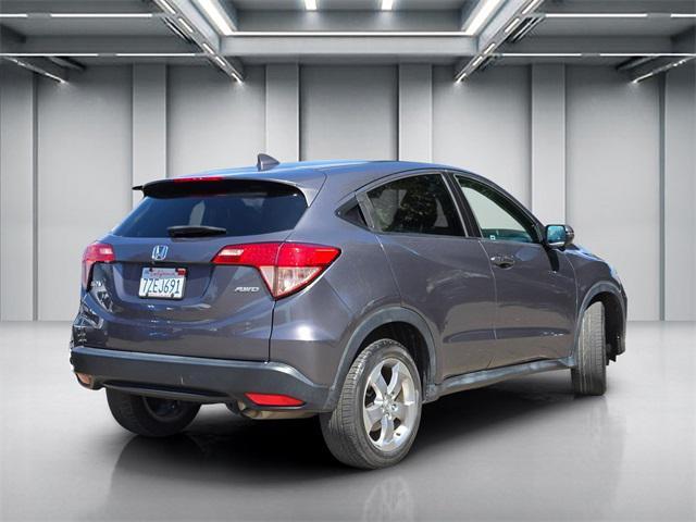 Photo of 2017 Modern Steel Metallic Honda HR-V