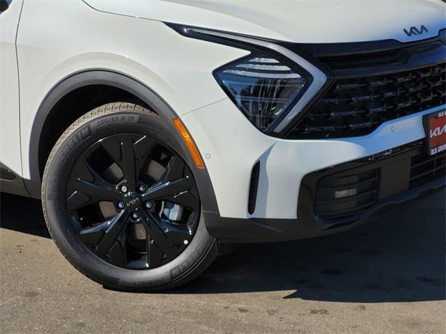 Photo of 2025 Snow White Pearl Kia Sportage