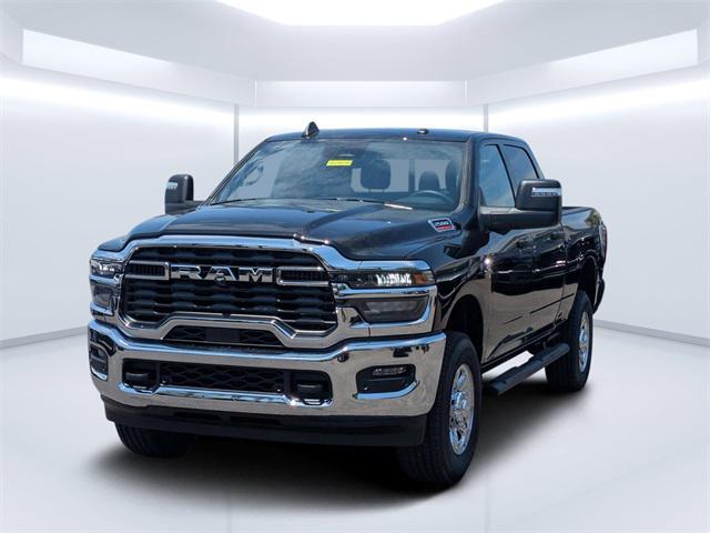 Photo of 2025 Diamond Black Crystal Pearlcoat RAM 2500