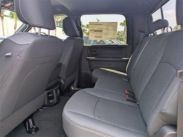 Photo of 2025 Diamond Black Crystal Pearlcoat RAM 2500