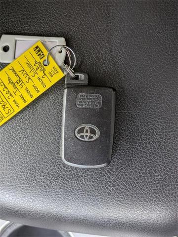 Photo of 2020 Classic Silver Metallic Toyota 4Runner