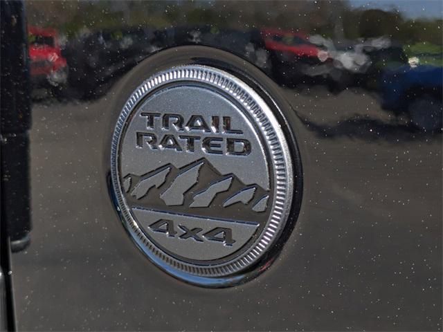 Photo of 2025 Black Clearcoat Jeep Wrangler