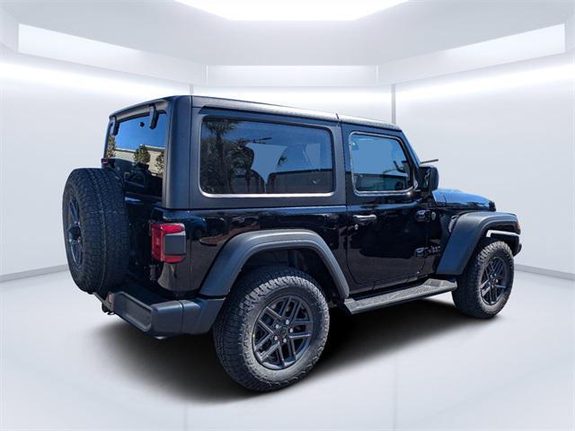 Photo of 2025 Black Clearcoat Jeep Wrangler
