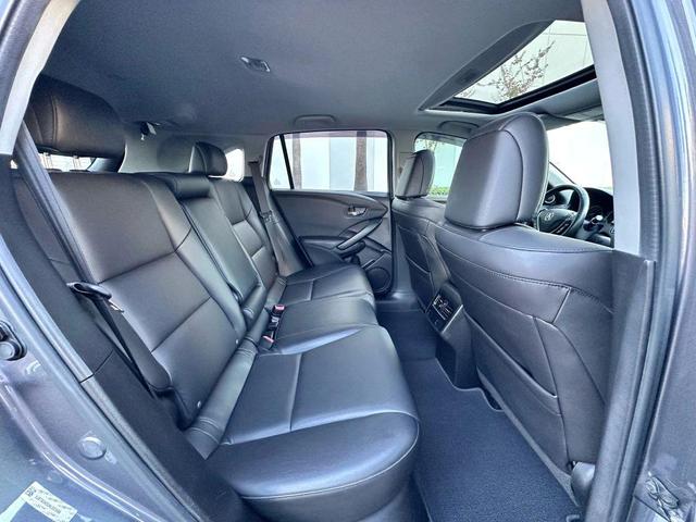 Photo of 2017 Grey Acura RDX