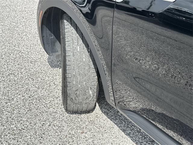Photo of 2022 Ebony Black Kia Sorento