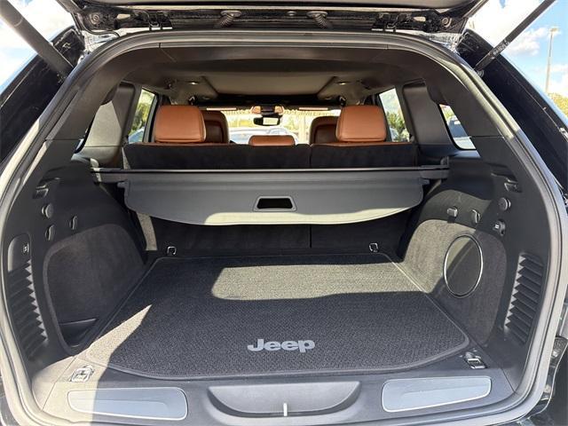 Photo of 2019 Diamond Black Jeep Grand Cherokee
