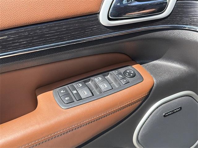 Photo of 2019 Diamond Black Jeep Grand Cherokee