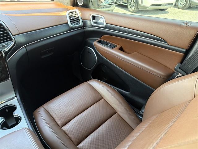 Photo of 2019 Diamond Black Jeep Grand Cherokee