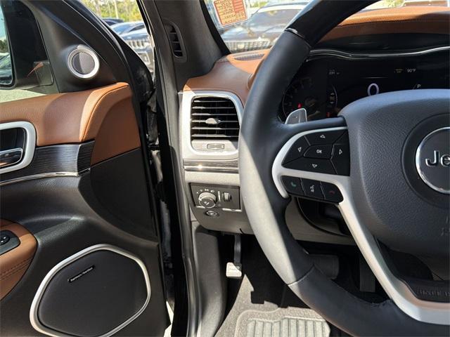 Photo of 2019 Diamond Black Jeep Grand Cherokee