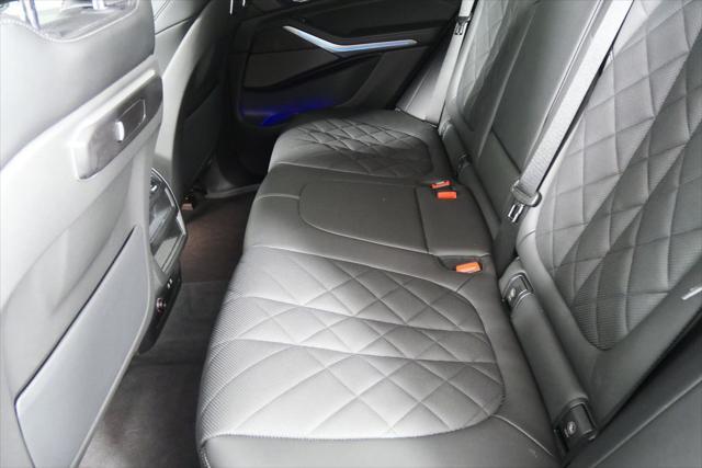Photo of 2024 Gray Metallic BMW X5
